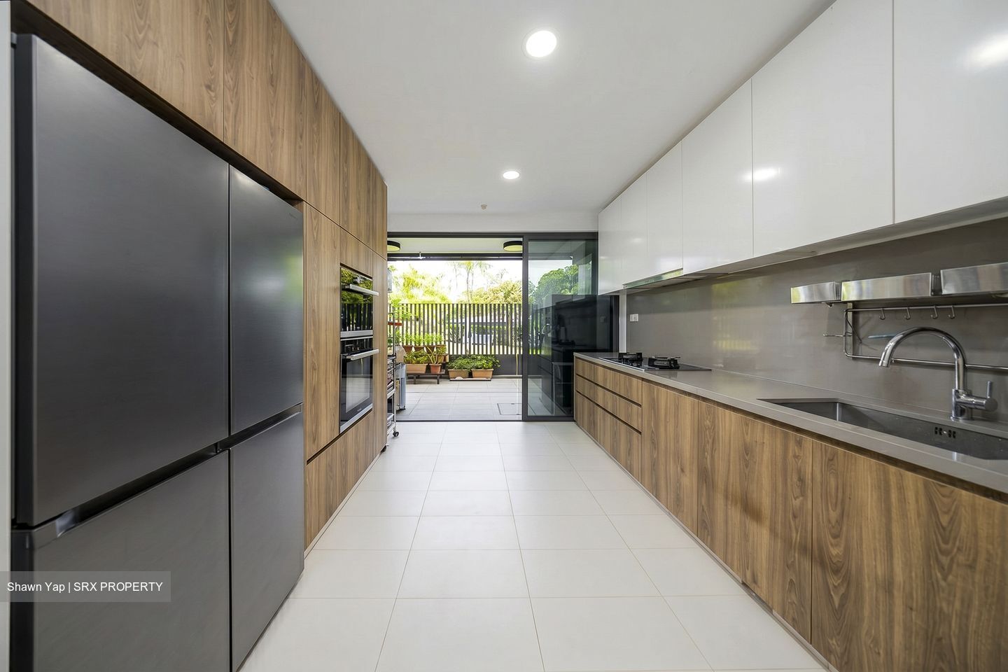 Nim Collection (D28), Terrace #566417921
